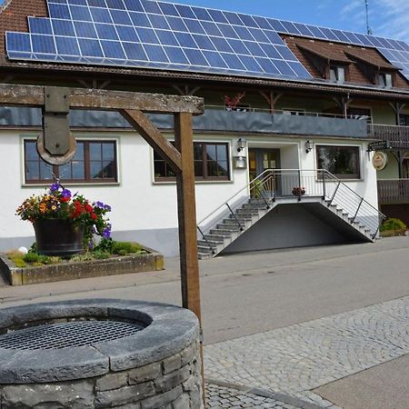 Pension Adler Owingen Buitenkant foto