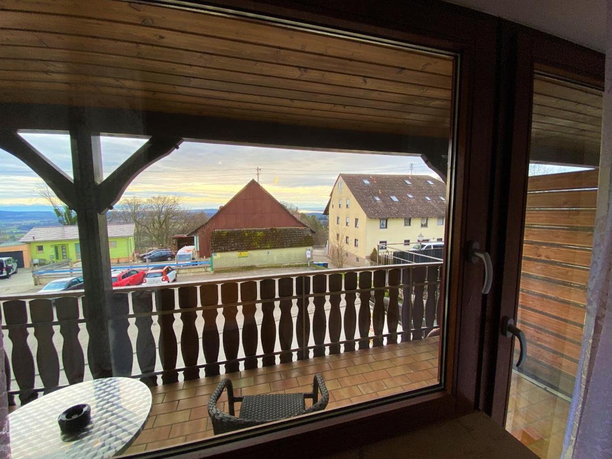 Pension Adler Owingen Buitenkant foto